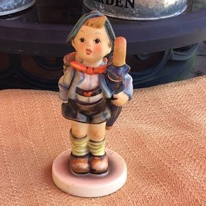 Hummel Goebel Figurine 198 -Home From Market